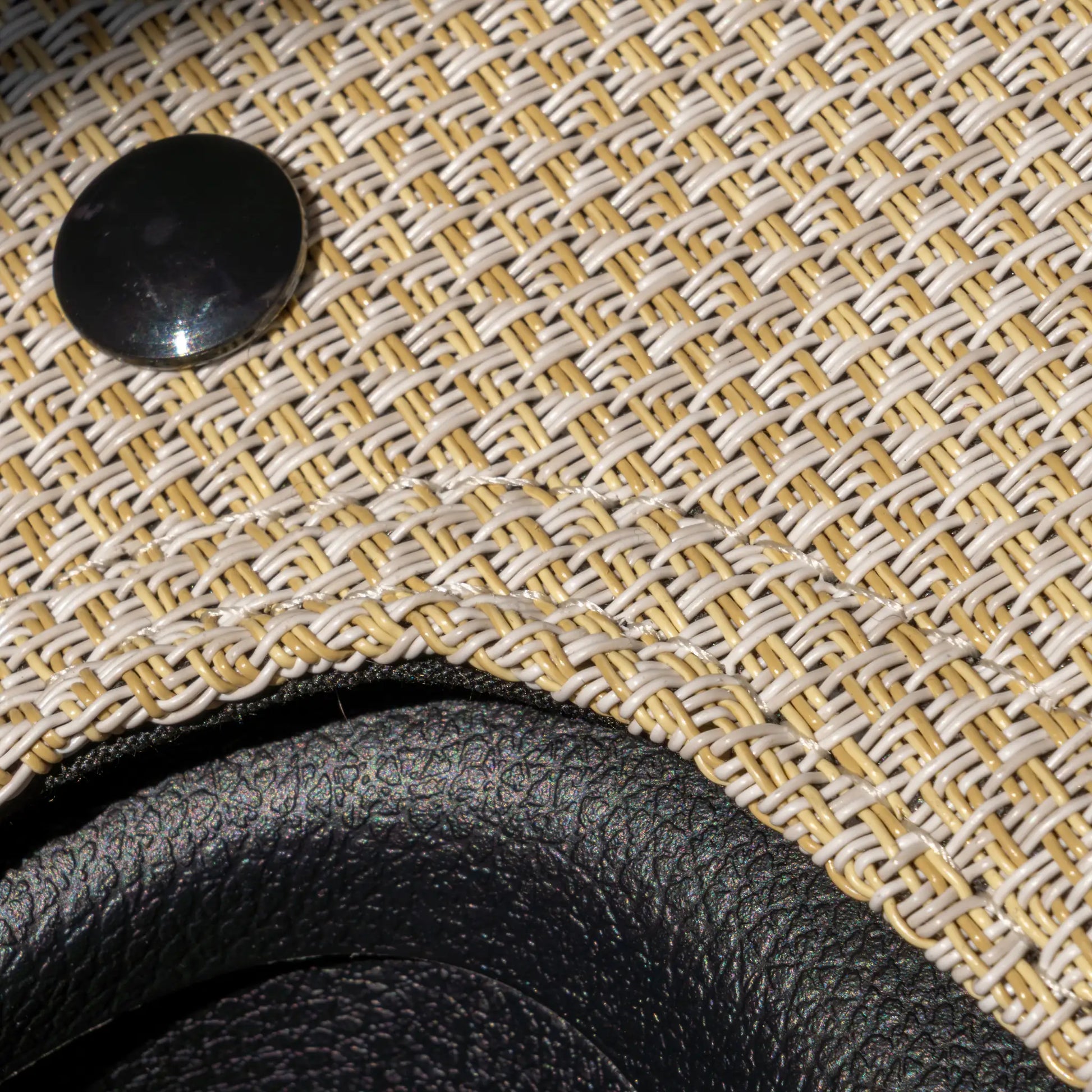 Nomad Vanz Matz Barley — closeup of flush edge seam, snap fastener, and Chilewich Link weave against Sprinter backing